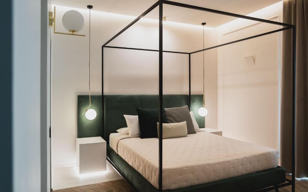 Large Double Room